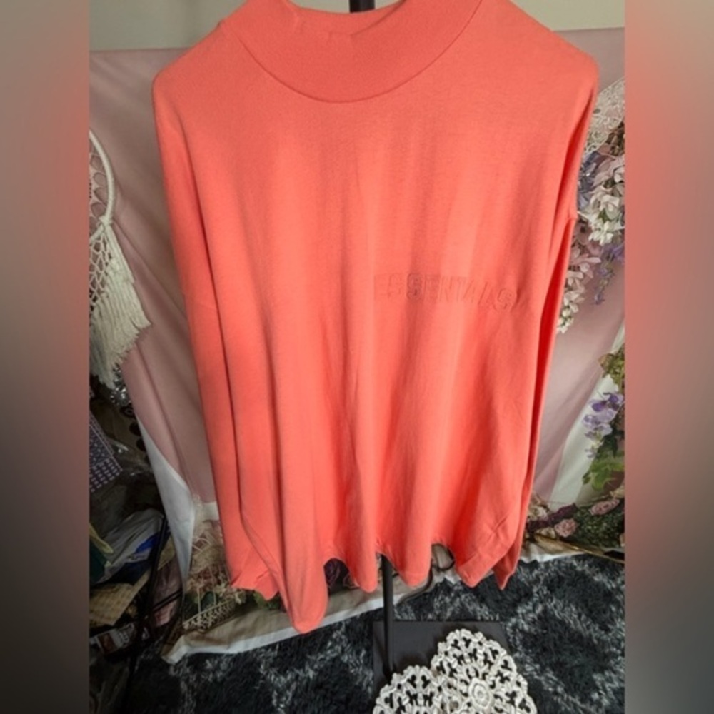 Fear of God ESSENTIALS Men's Coral Crew T-Shirt NWOT, Size XL